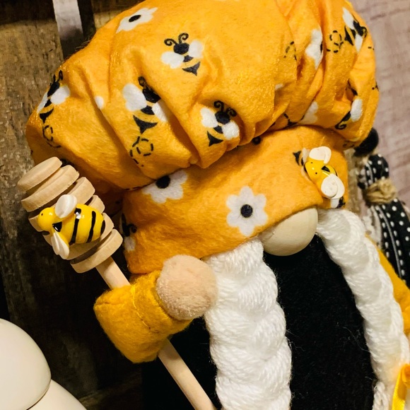 Bee Chef Gnome - Picture 4 of 7